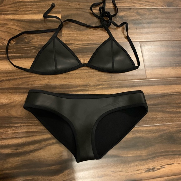 bikini size xs